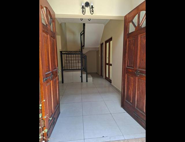 4 BEDROOM PROPERTY TO RENT IN FAERIE GLEN